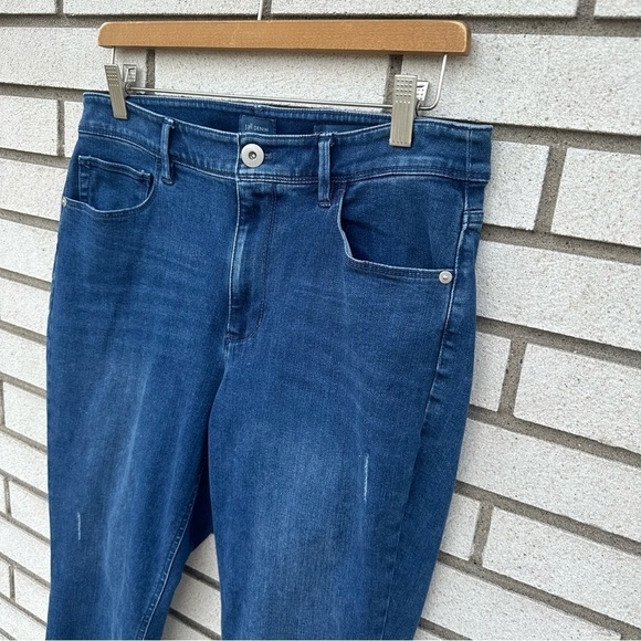 J Jill Kick Flare Ankle Jeans Raw Fray Hem Waverly Wash Stretch Denim 8 Classic - Picture 3 of 16